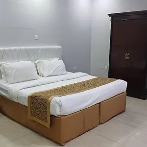 تحقق من التوفر
